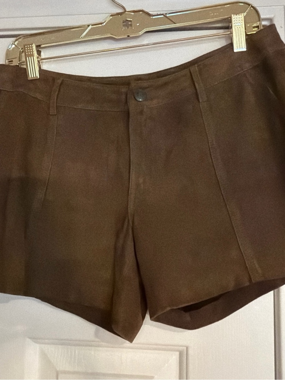 Jordan Louis 100% suede shorts Sz S